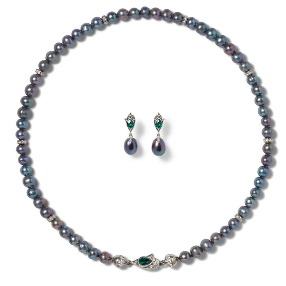 The Metropolitan Museum of Art Jewelry Sets*Chelsea Peacock Pearl Necklace And Drop Earrings Set